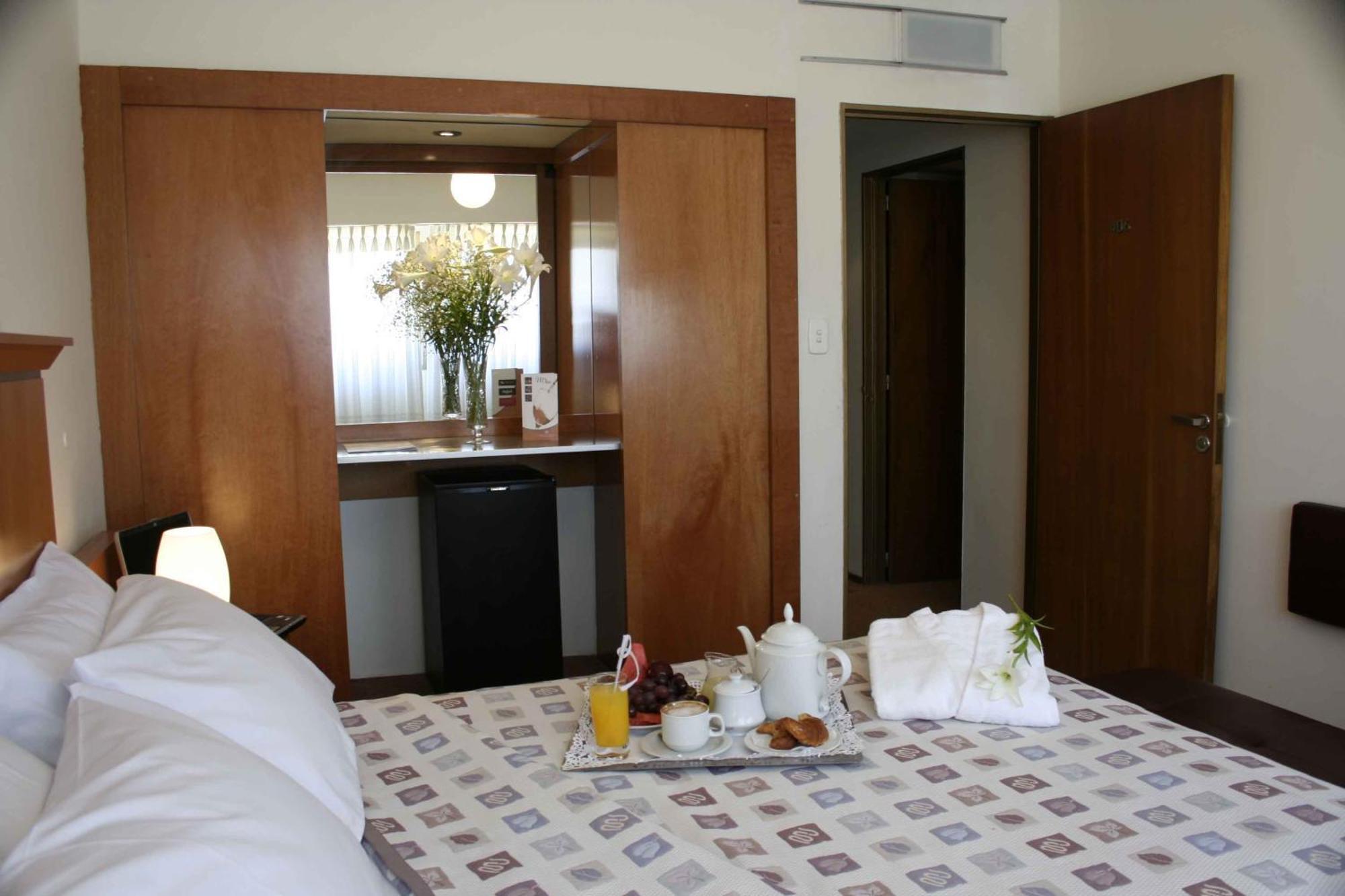 Double Room,1499165047:JPEG
